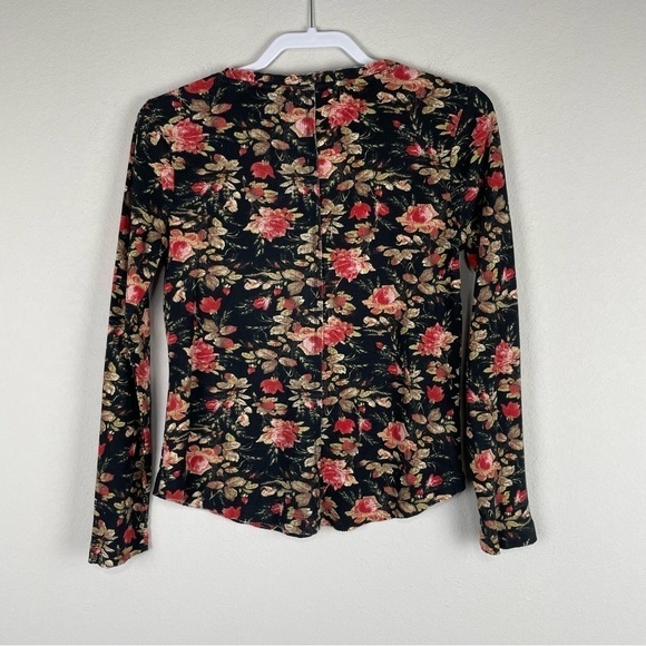 Pilcro Anthropologie Black Red Floral Split Neck Top Size XS - Picture 3 of 7
